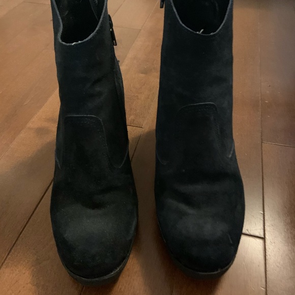 Suede wedge booties - Picture 2 of 3